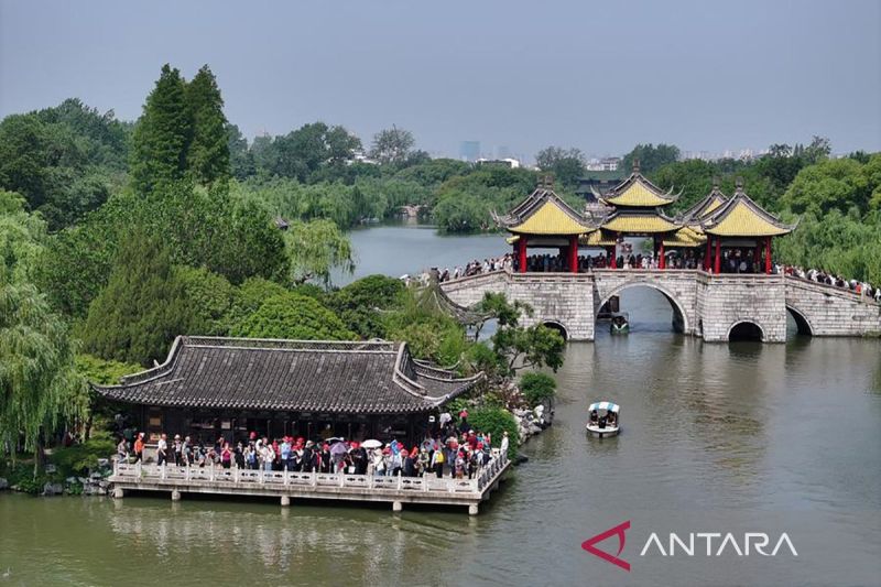 China Memperpanjang Bebas Visa untuk Wisatawan Jepang Hingga 2026